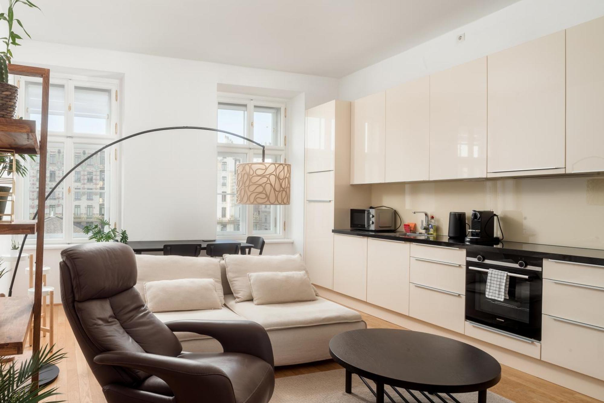 Stylish Designer Apartment At The Center Of Vienna Naschmarkt Экстерьер фото